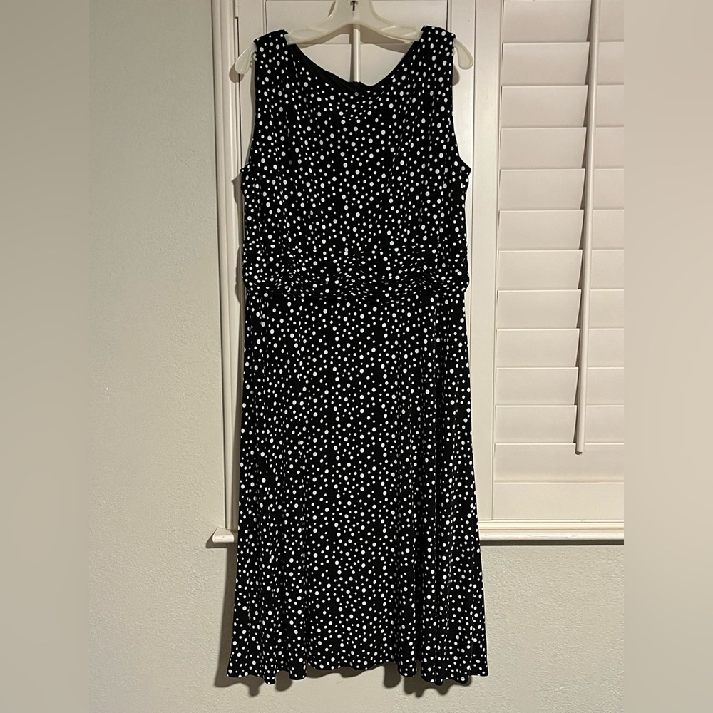 JESSICA HOWARD -  Black and White Polka Dot Sundress